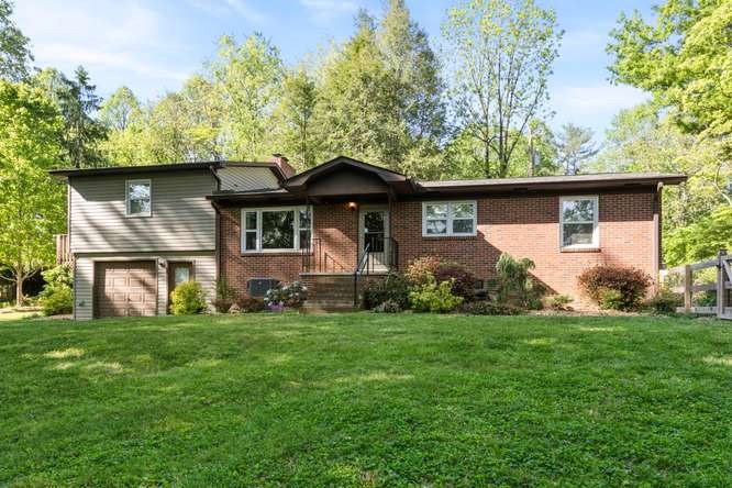 97 Columbia Circle 